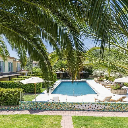 شقة Cosy Flat - St Tropez Centre - Parkingpool - 2br6p